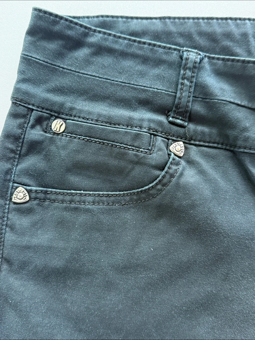Kut from the Kloth Black Mid Rise Straight Leg Raw Hem Stretch Jeans Size 10
